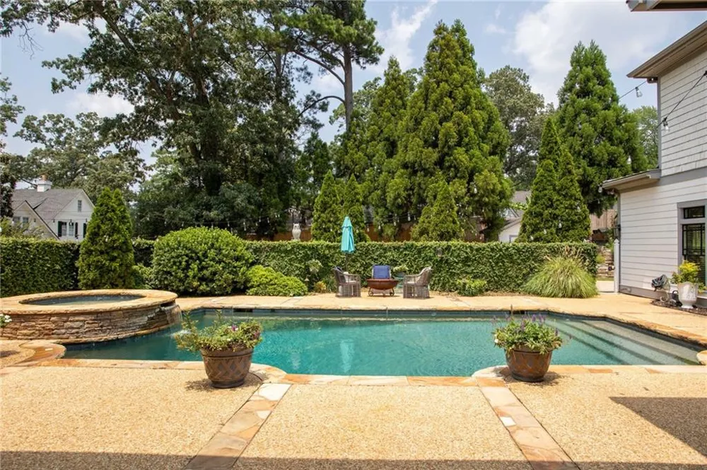 2019 Cambridge Avenue College Park, GA 30337