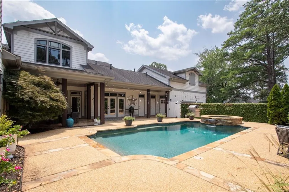 2019 Cambridge Avenue College Park, GA 30337