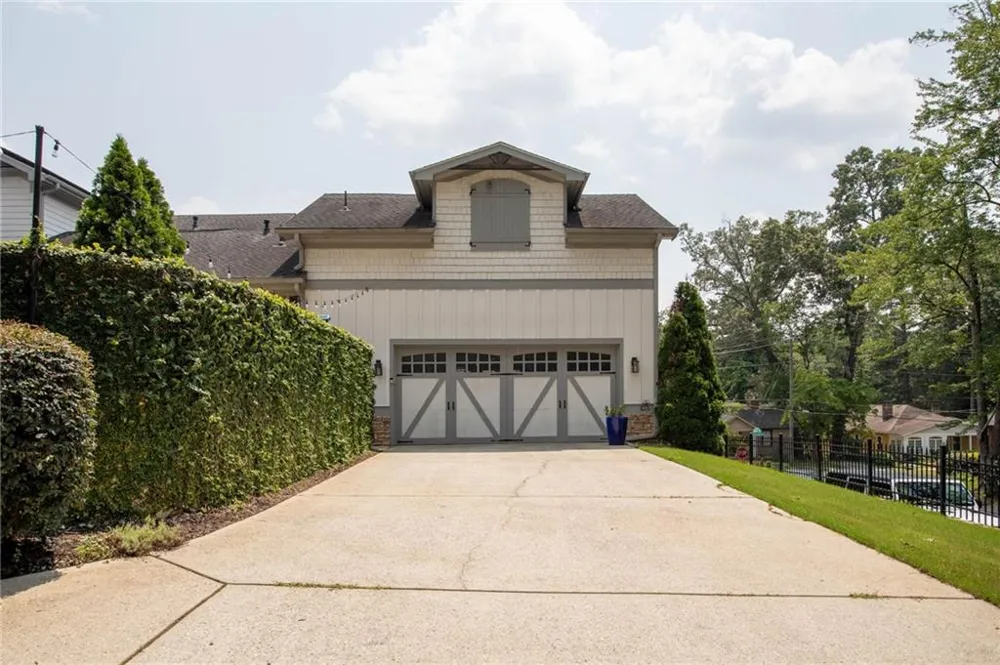 2019 Cambridge Avenue College Park, GA 30337