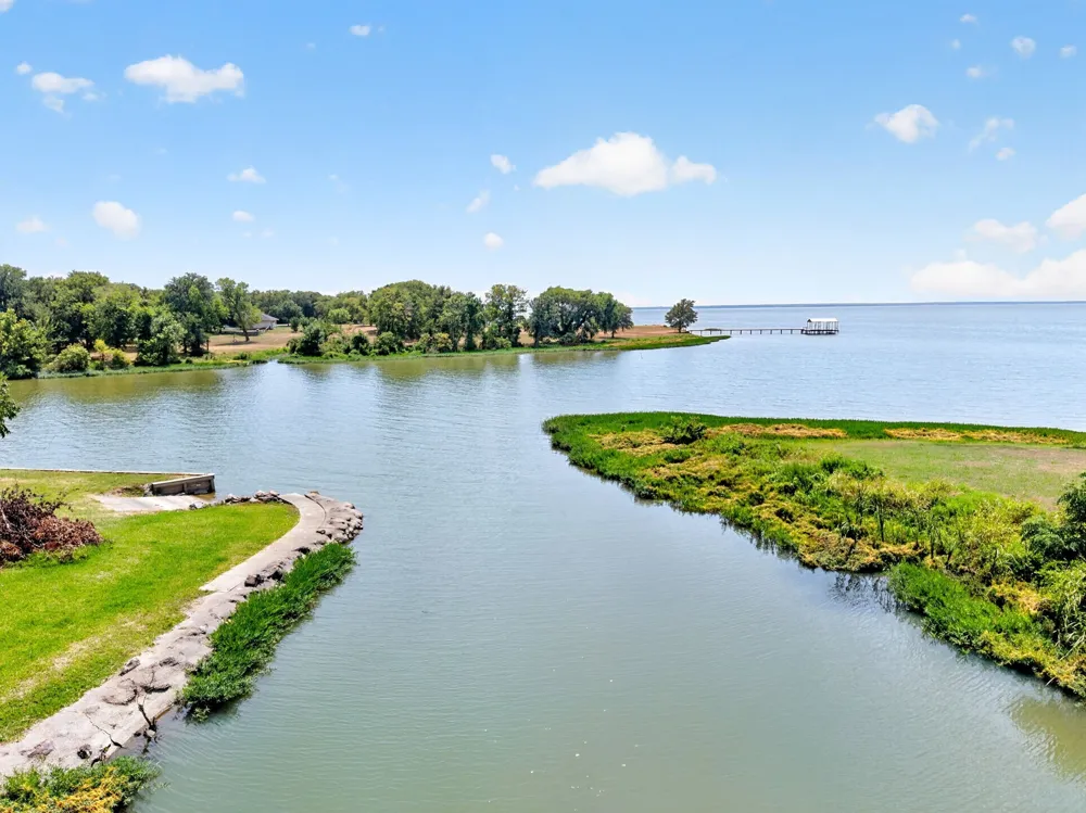 130 Blue Water East Tawakoni, TX 75472