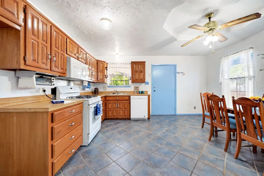 130 Blue Water East Tawakoni, TX 75472