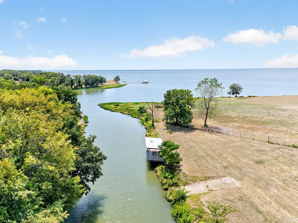 130 Blue Water East Tawakoni, TX 75472