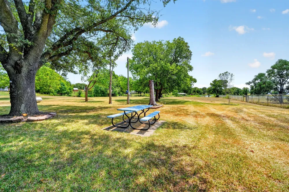 130 Blue Water East Tawakoni, TX 75472