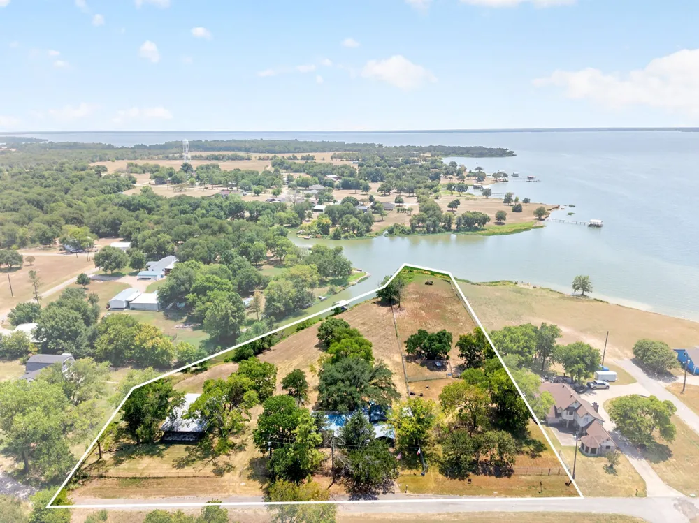 130 Blue Water East Tawakoni, TX 75472