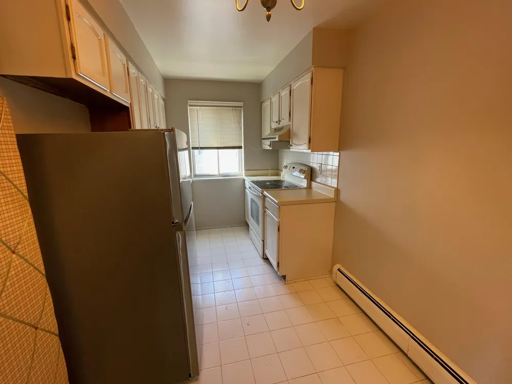 1717 E 14 Mile Road #C Birmingham, MI 48009