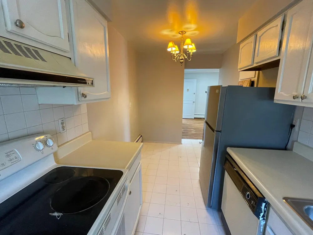 1717 E 14 Mile Road #C Birmingham, MI 48009