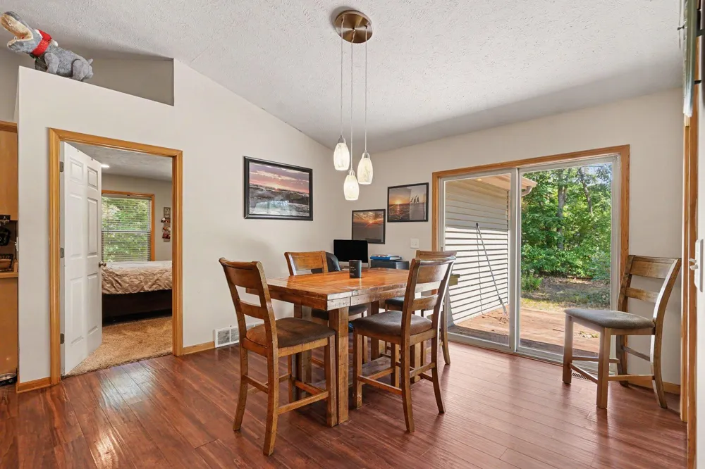 416 E River Road Muskegon, MI 49445