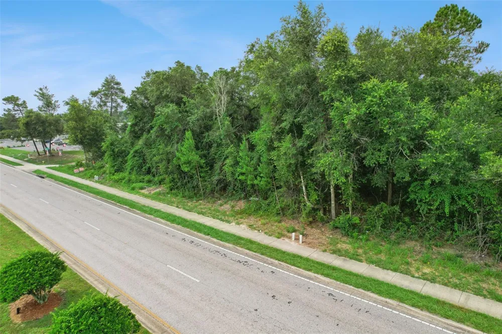 2841 HOWLAND BOULEVARD Deltona, FL 32725