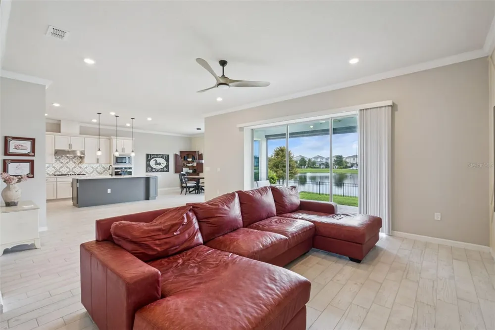 13871 DESTIN BEACH LANE Orlando, FL 32827