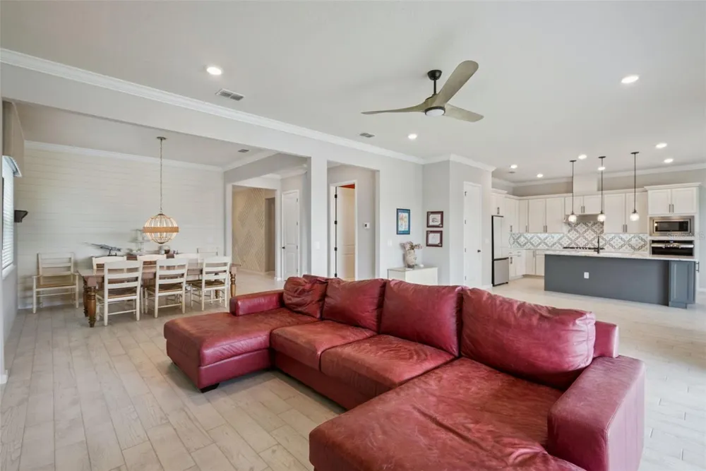 13871 DESTIN BEACH LANE Orlando, FL 32827