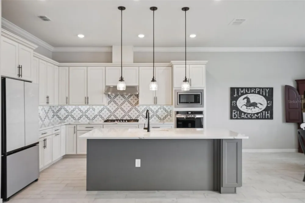 13871 DESTIN BEACH LANE Orlando, FL 32827