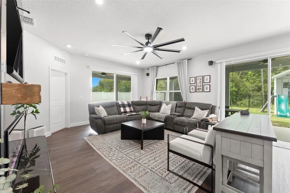 602 ROMINGER LOOP Apopka, FL 32712