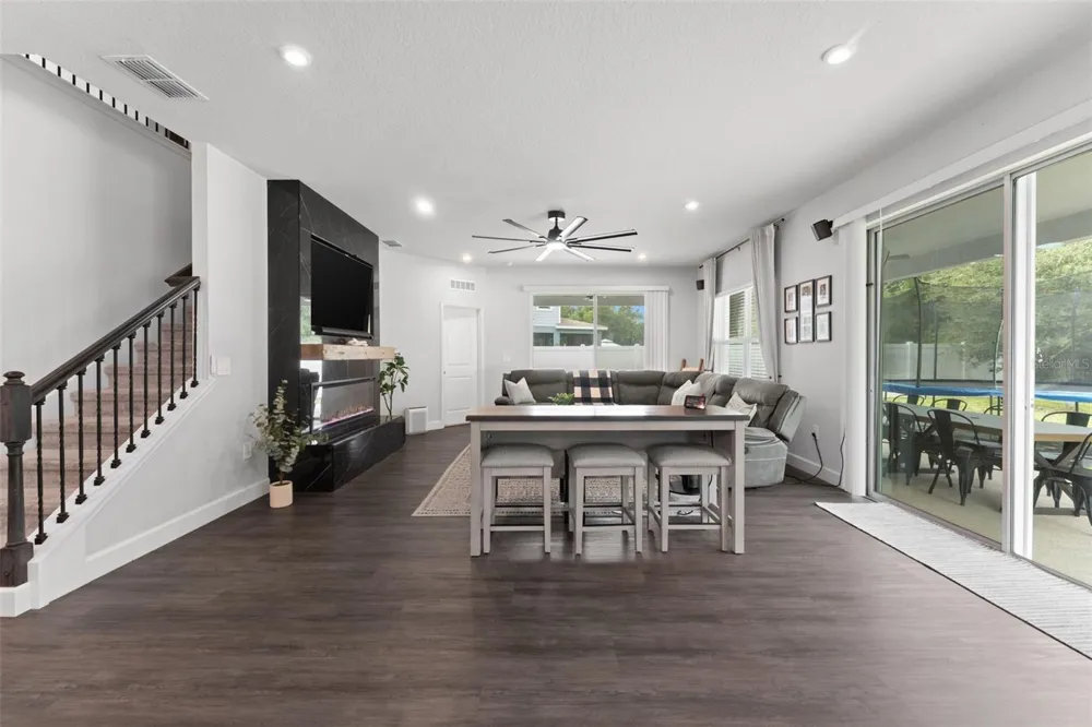 602 ROMINGER LOOP Apopka, FL 32712