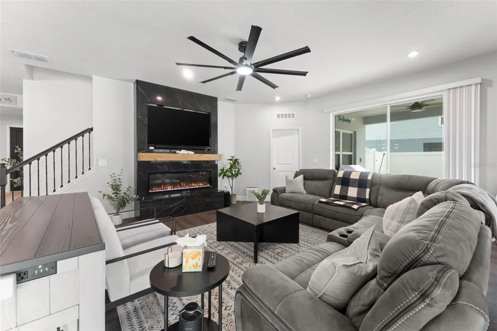 602 ROMINGER LOOP Apopka, FL 32712