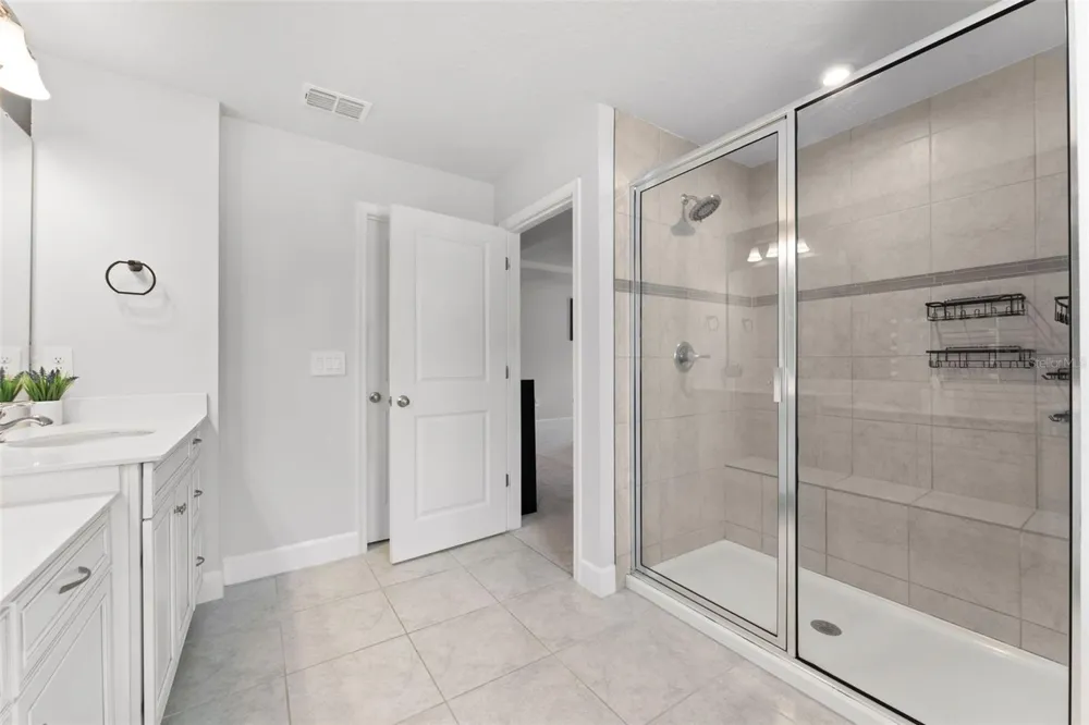 602 ROMINGER LOOP Apopka, FL 32712