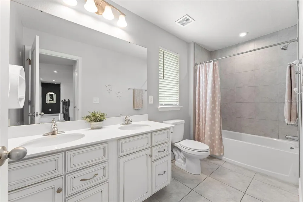 602 ROMINGER LOOP Apopka, FL 32712