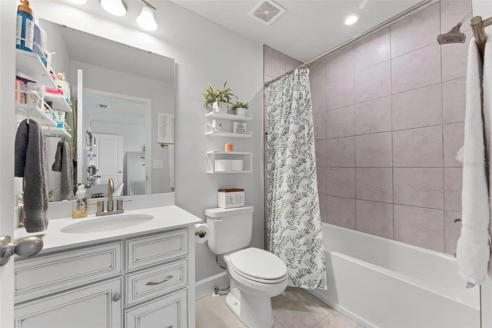 602 ROMINGER LOOP Apopka, FL 32712