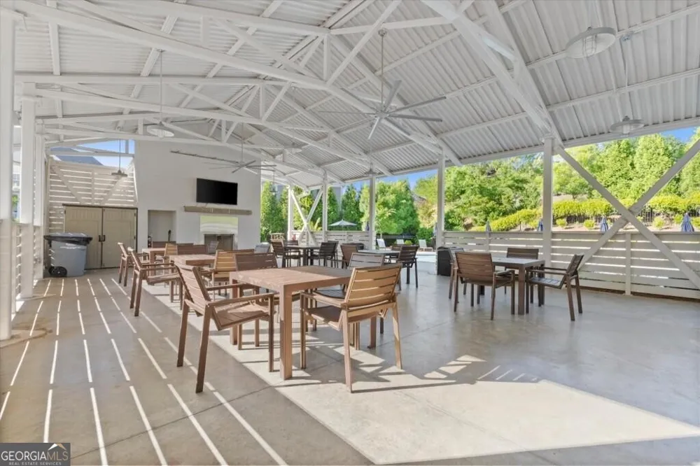 7012 Seneca CT Roswell, GA 30076