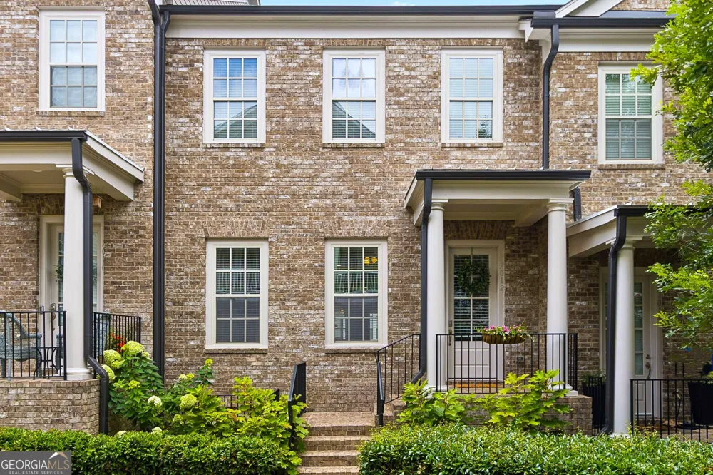 7012 Seneca CT Roswell, GA 30076