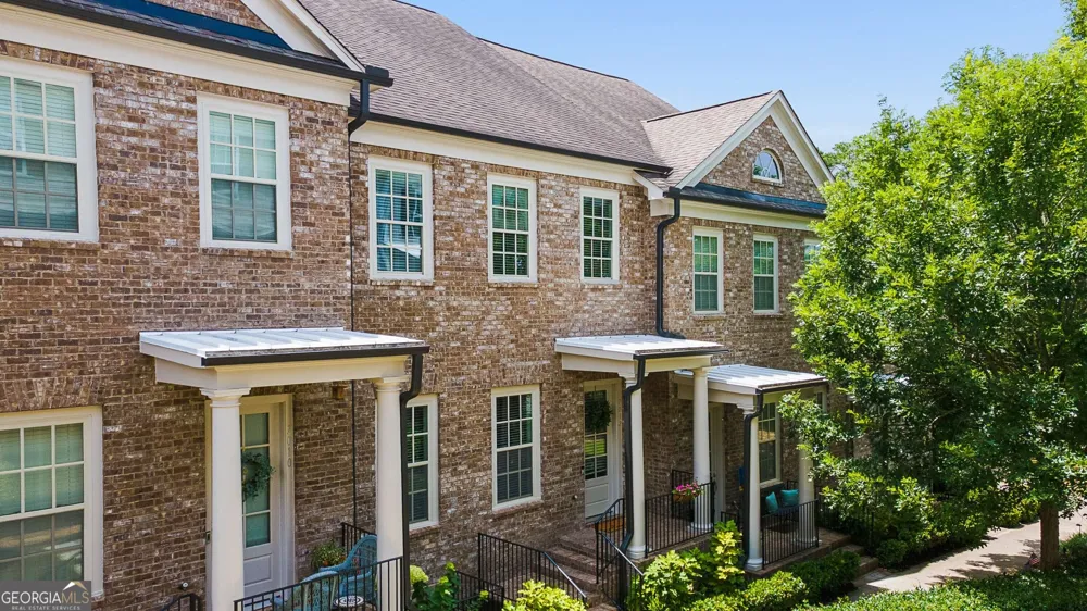 7012 Seneca CT Roswell, GA 30076