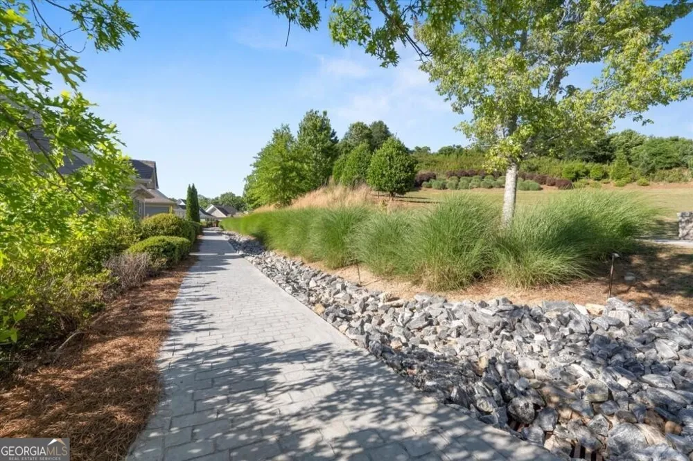 7012 Seneca CT Roswell, GA 30076