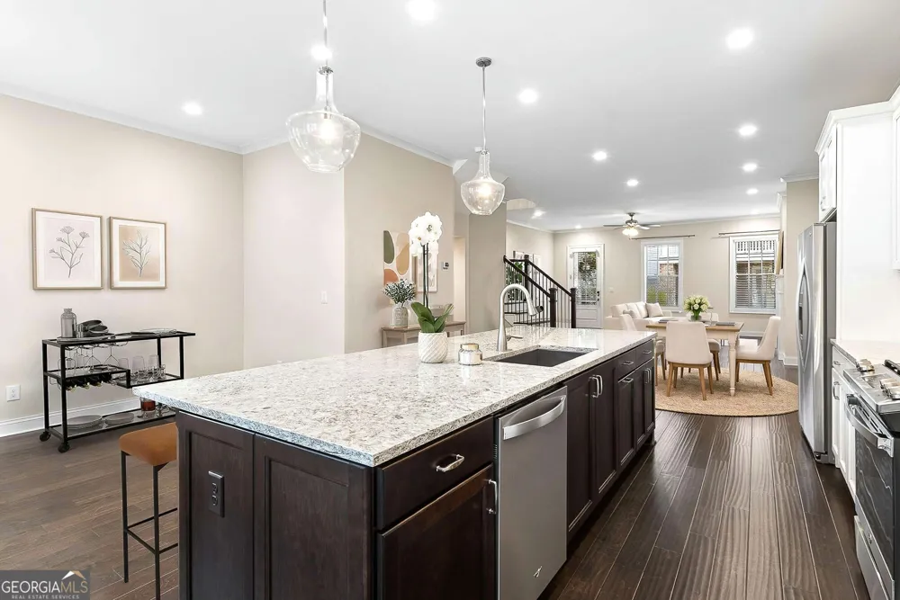 7012 Seneca CT Roswell, GA 30076