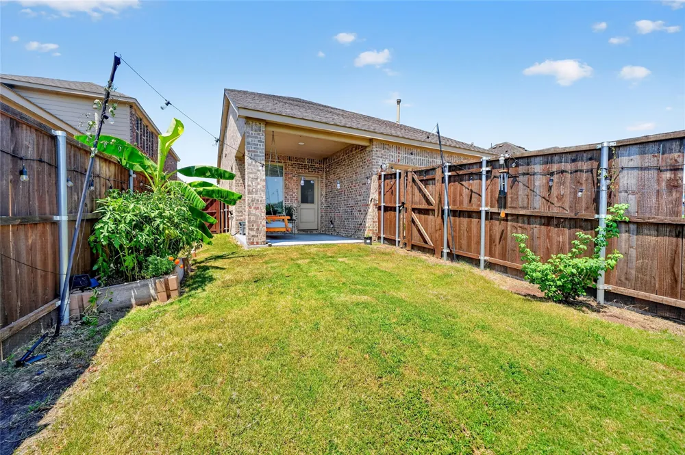 1212 Western Yarrow Avenue Justin, TX 76247