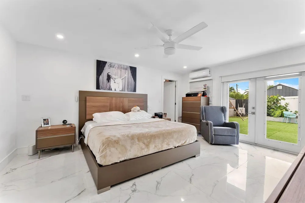 5800 SW 19TH STREET Plantation, FL 33317