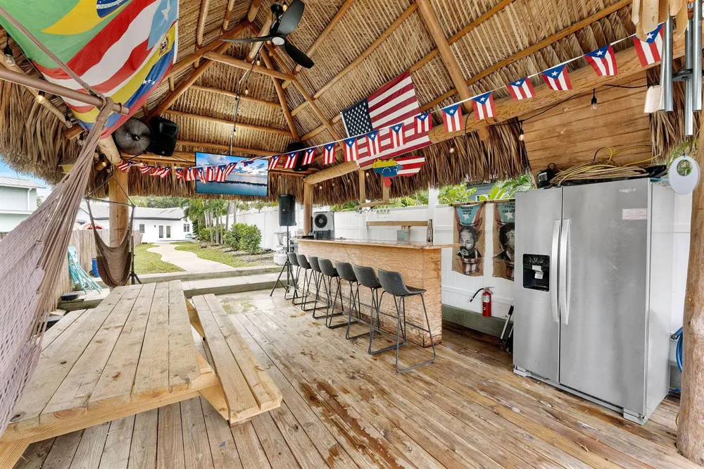 5800 SW 19TH STREET Plantation, FL 33317