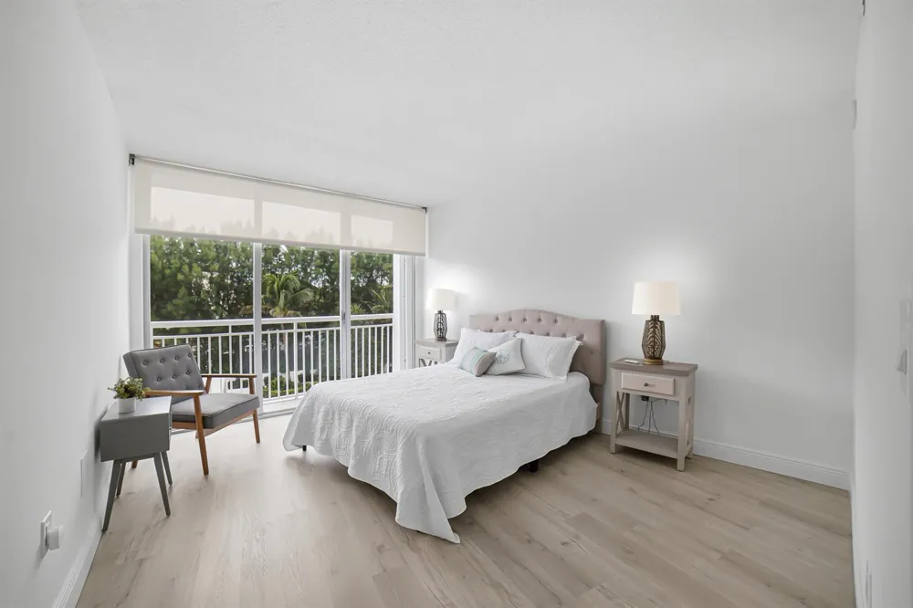 2780 S OCEAN BOULEVARD #309 Palm Beach, FL 33480