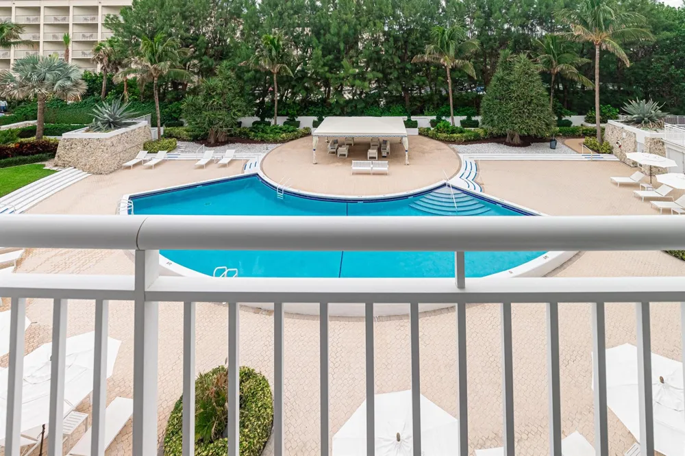 2780 S OCEAN BOULEVARD #309 Palm Beach, FL 33480
