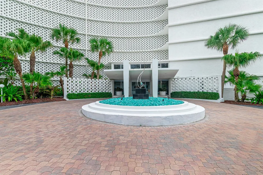 2780 S OCEAN BOULEVARD #309 Palm Beach, FL 33480