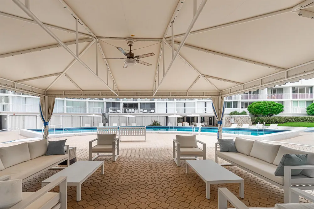 2780 S OCEAN BOULEVARD #309 Palm Beach, FL 33480