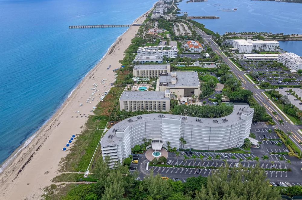 2780 S OCEAN BOULEVARD #309 Palm Beach, FL 33480