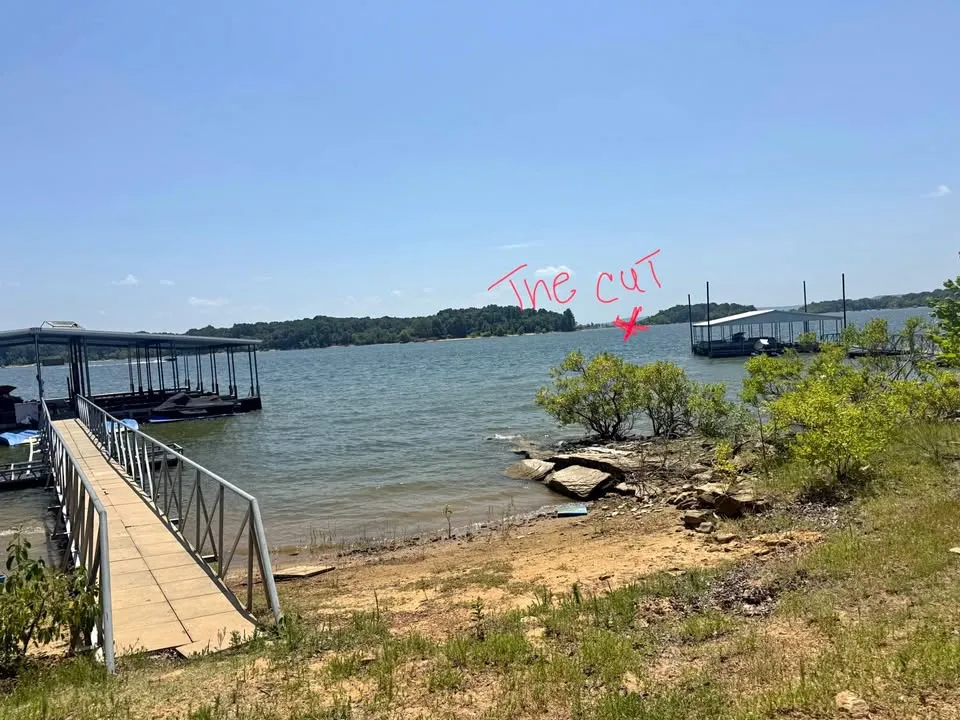 5 E 1150 ROAD Porum, OK 74455