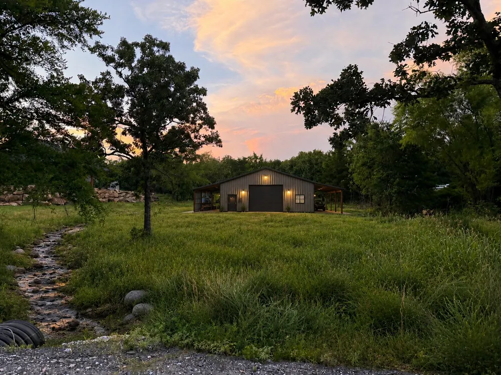 5 E 1150 ROAD Porum, OK 74455