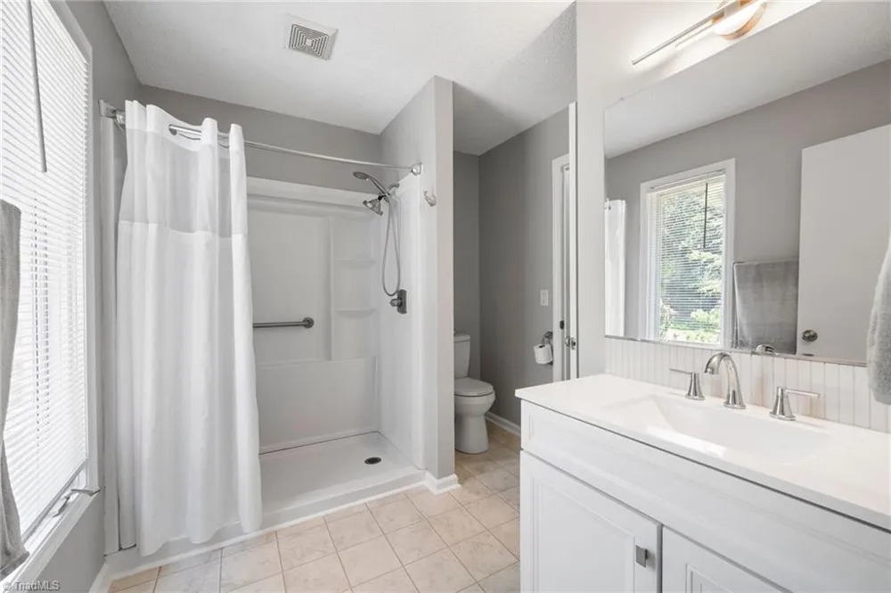 8054 Deverow Court Lewisville, NC 27023