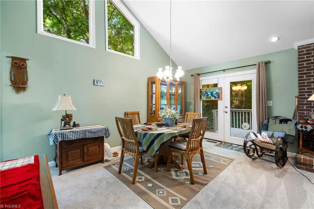 8054 Deverow Court Lewisville, NC 27023