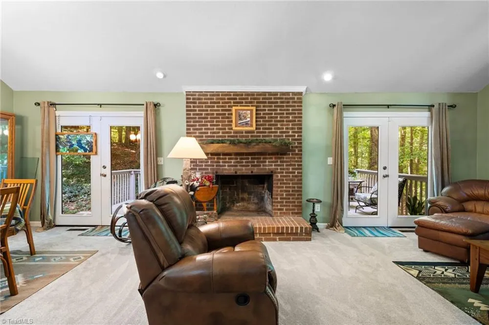 8054 Deverow Court Lewisville, NC 27023