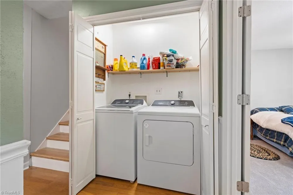 8054 Deverow Court Lewisville, NC 27023