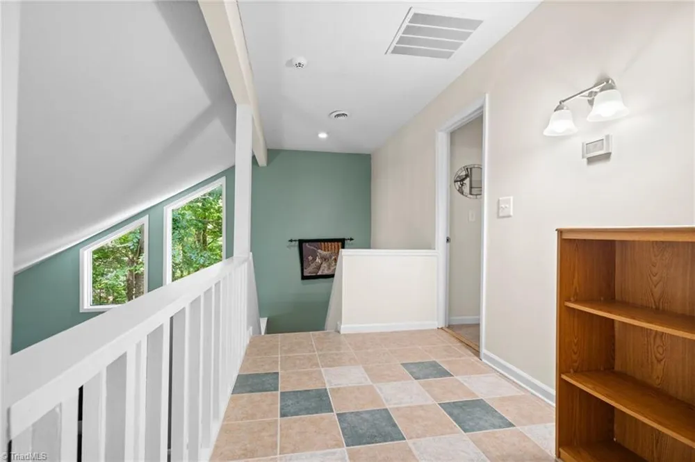 8054 Deverow Court Lewisville, NC 27023