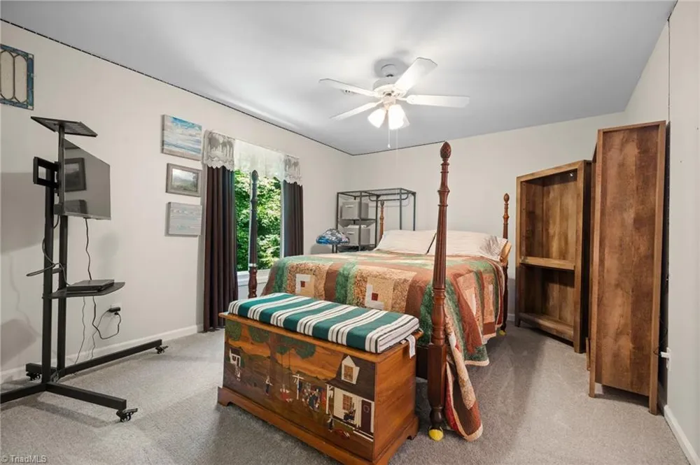 8054 Deverow Court Lewisville, NC 27023