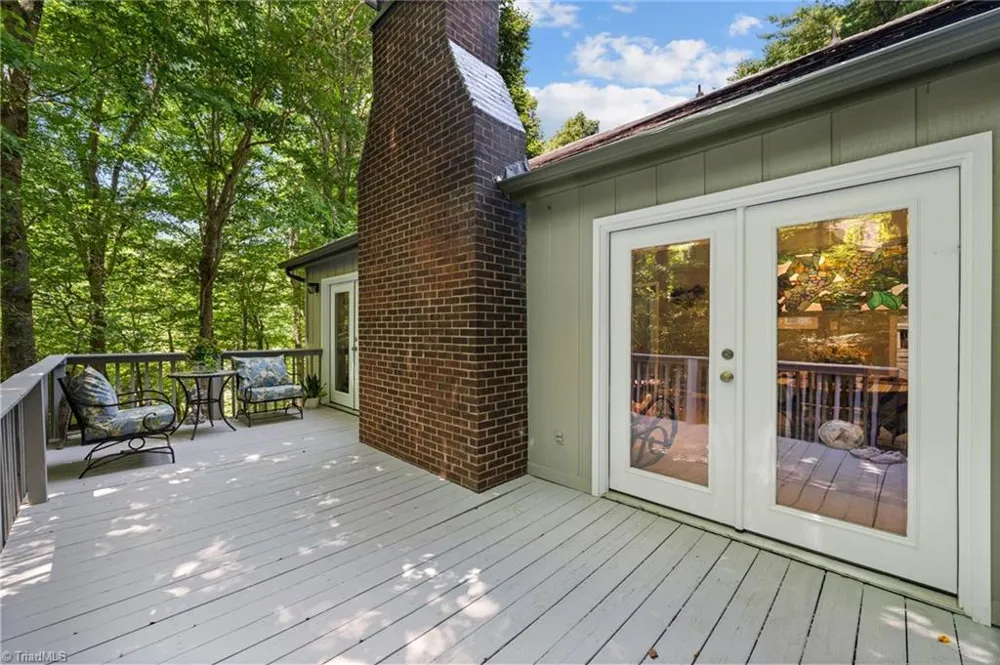 8054 Deverow Court Lewisville, NC 27023