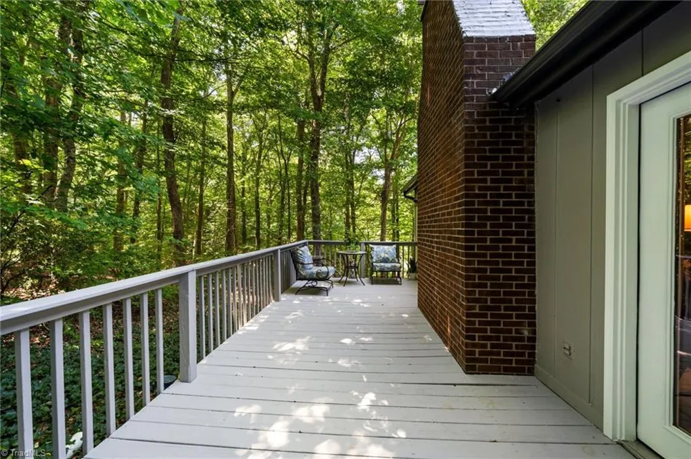 8054 Deverow Court Lewisville, NC 27023