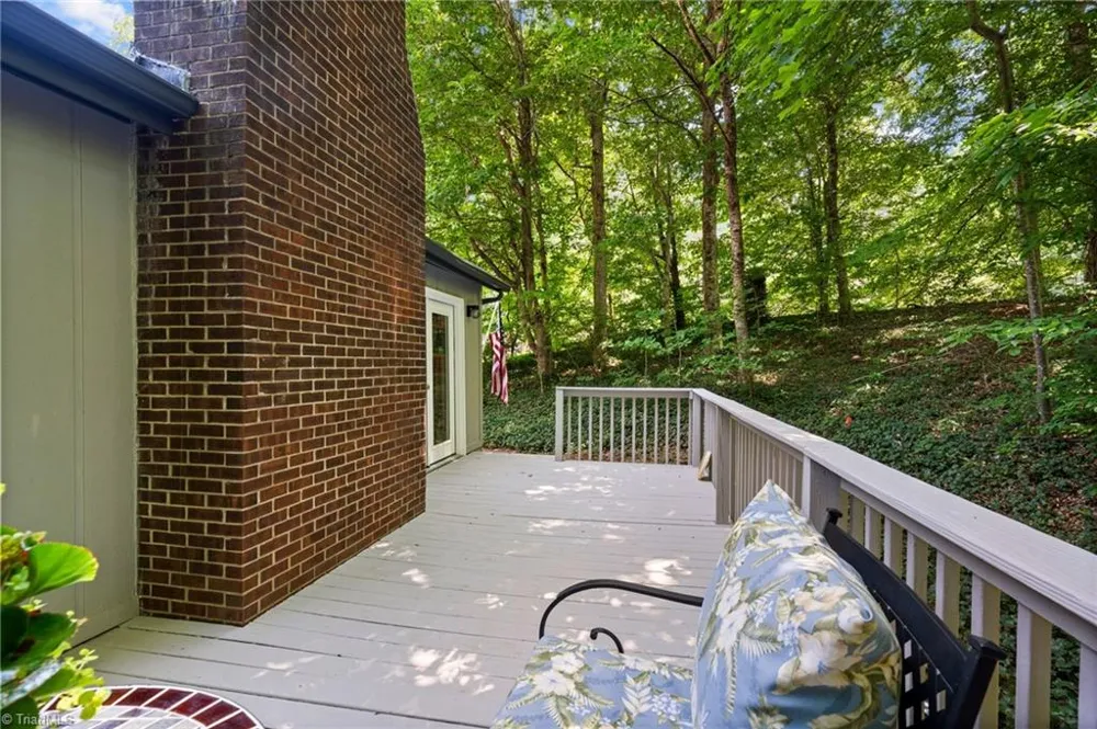 8054 Deverow Court Lewisville, NC 27023