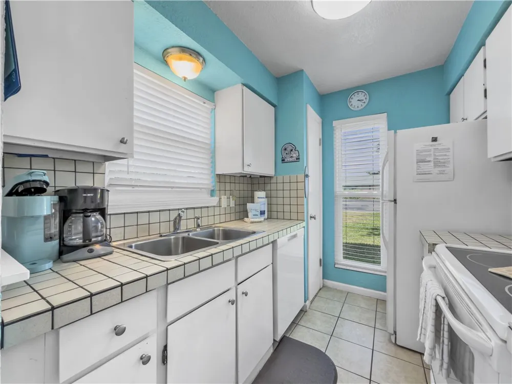 2003 Fulton Beach Road #59 Rockport, TX 78382