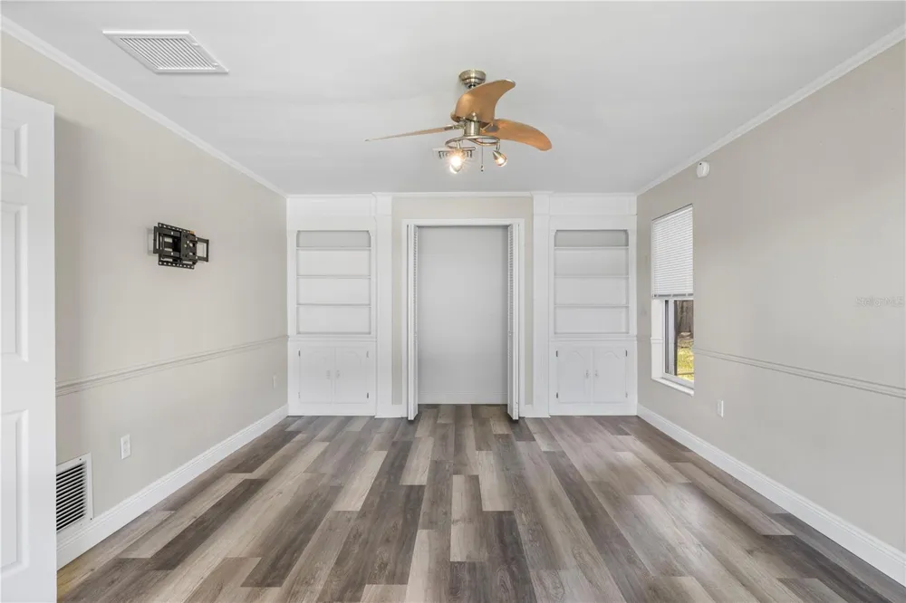 13589 101ST TERRACE Seminole, FL 33776