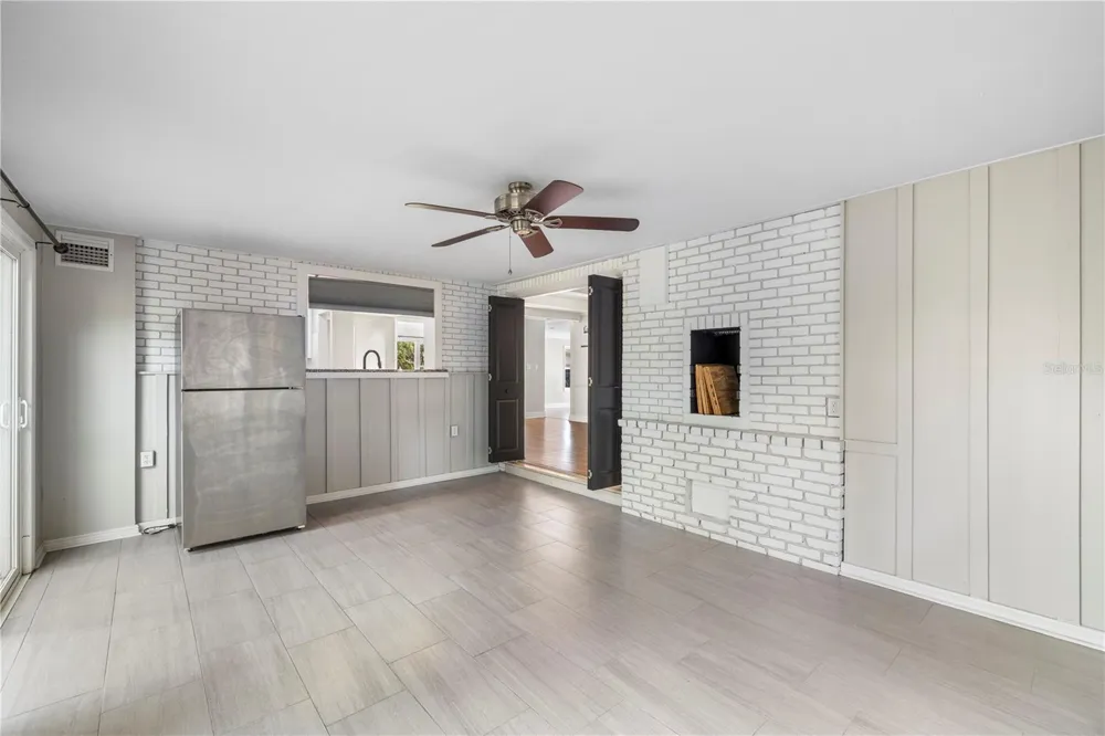 13589 101ST TERRACE Seminole, FL 33776