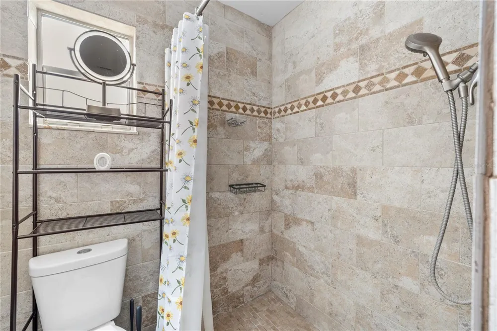 13589 101ST TERRACE Seminole, FL 33776