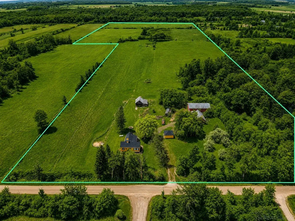 8839 Petz Road Imlay Township, MI 48444
